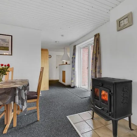Casa de Férias Pernilla - 2km From The Sea By Interhome *