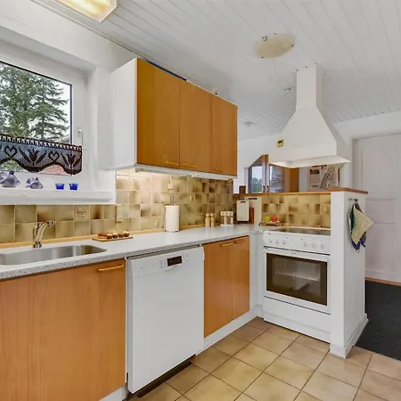 Ferienhaus Pernilla - 2km From The Sea By Interhome *