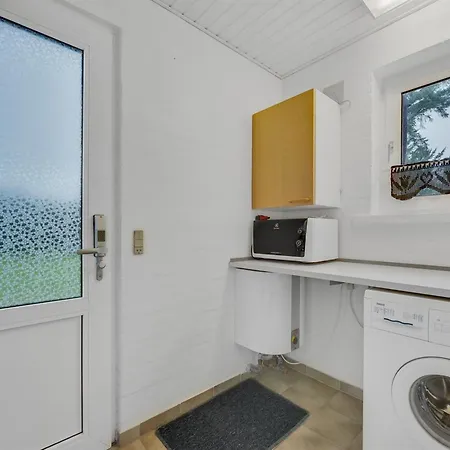 Ferienhaus Pernilla - 2km From The Sea By Interhome Blåvand
